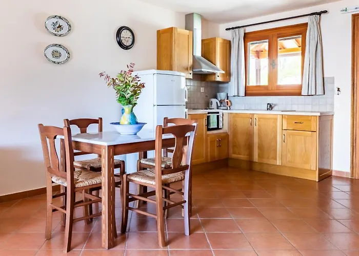 Althea Aparthotel Agnontas